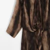 Φορέμα με ριχτό ύφασμα και animal print Φορέμα με ριχτό ύφασμα και animal print