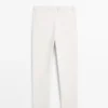 Παντελόνι από βαμβακερό ύφασμα twill με ελαστική ζώνη στη μέση Παντελόνι από βαμβακερό ύφασμα twill με ελαστική ζώνη στη μέση