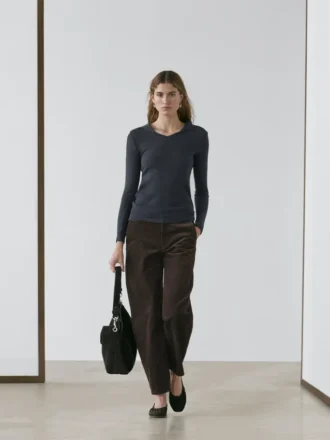 Πουκάμισο με μακριά μανίκια και πλεκτό V-neck