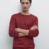 Πλεκτό πουλόβερ από βαμβάκι με στρογγυλό λαιμό Πλεκτό πουλόβερ από βαμβάκι με στρογγυλό λαιμό