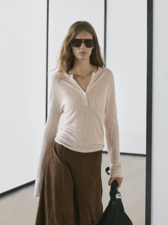 Πλεκτό πουλόβερ Henley από μείγμα μαλλιού με κεντήματα
