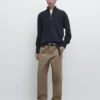 Πλεκτό πουλόβερ με ψεύτικο γιακά και φερμουάρ Πλεκτό πουλόβερ με ψεύτικο γιακά και φερμουάρ