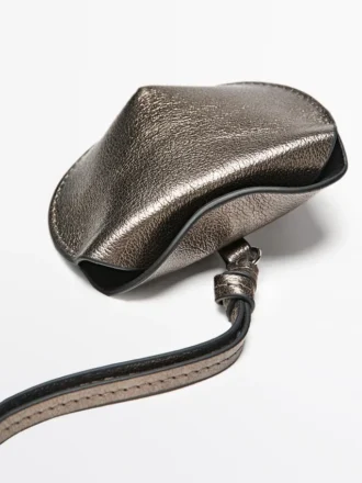 Πτυσσόμενη θήκη Airpods από δέρμα Nappa Πτυσσόμενη θήκη Airpods από δέρμα Nappa