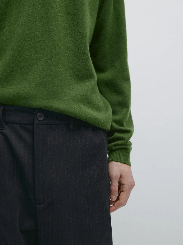 Ριγέ παντελόνια τύπου jogger Ριγέ παντελόνια τύπου jogger