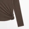 T-shirt με λαιμόκοψη T-shirt με λαιμόκοψη