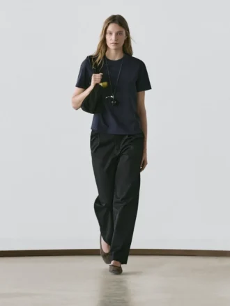 T-shirt με στρογγυλό λαιμό από 100% βαμβάκι