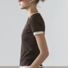 T-shirts με κοντά μανίκια και διπλή φινίρισμα T-shirts με κοντά μανίκια και διπλή φινίρισμα