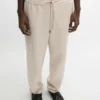 Total Look Λινό παντελόνι με λεπτομέρεια στη μέση Total Look Λινό παντελόνι με λεπτομέρεια στη μέση