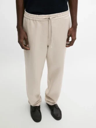 Total Look Λινό παντελόνι με λεπτομέρεια στη μέση